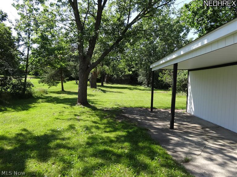 20700 Applegate Road Maple Heights, OH 44137 - Photo 3 of 20 Gallery Image 3