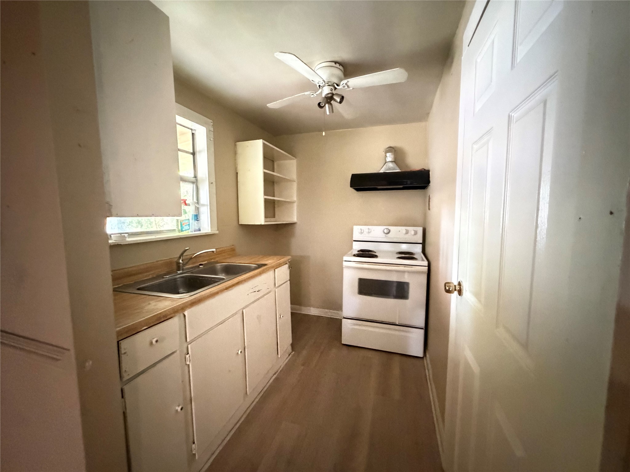 11914 Anchick Street Houston, TX 77076 - Photo 7 of 10