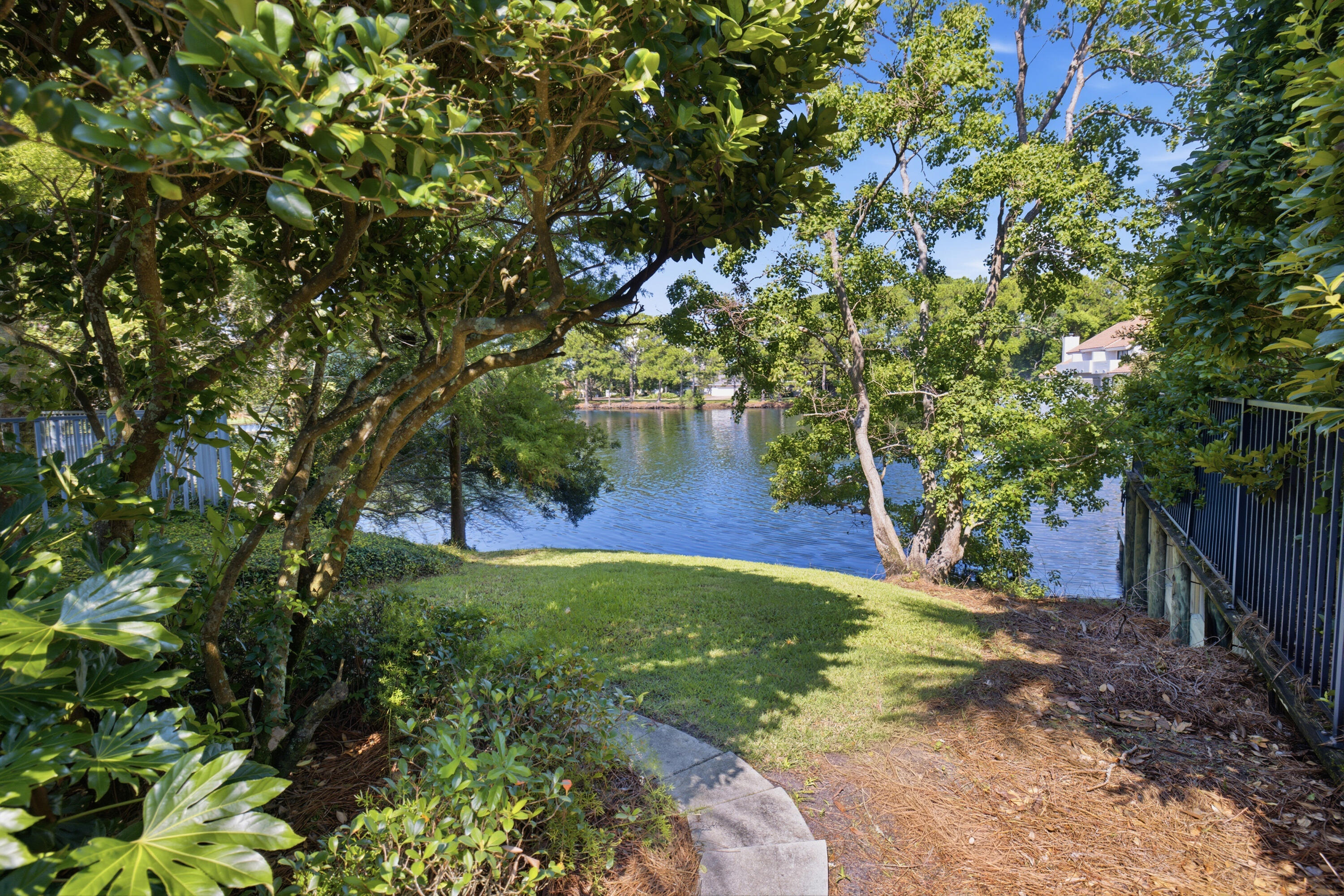 5210 Portside Terrace Miramar Beach, FL 32550 - Photo 34 of 56 Exterior Landscaping