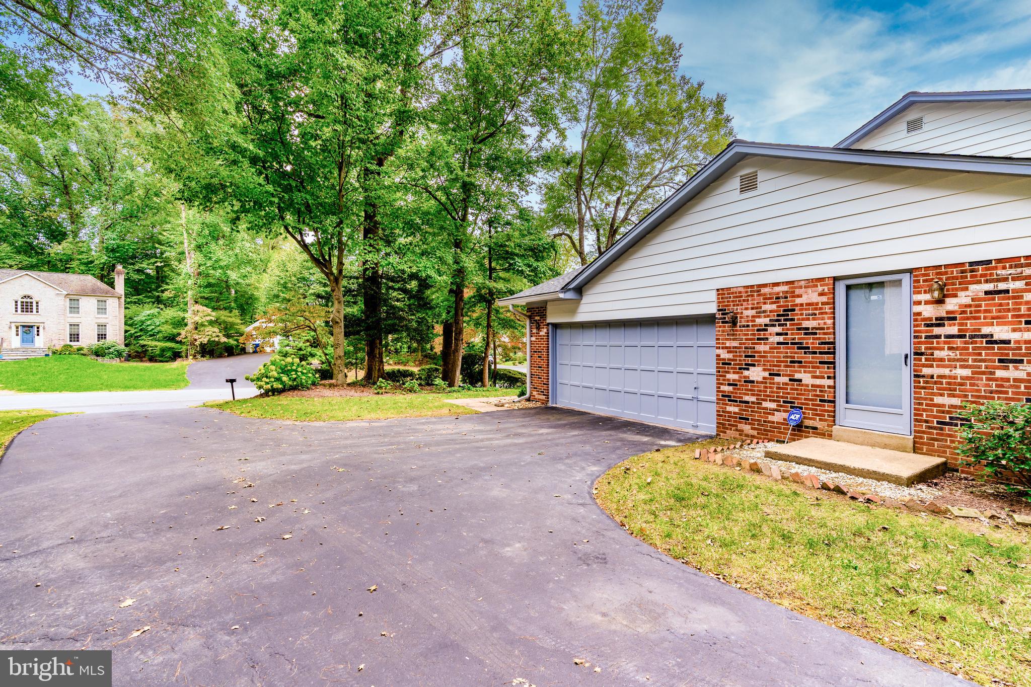 741 Ridge Drive McLean, VA 22101 - Photo 7 of 60