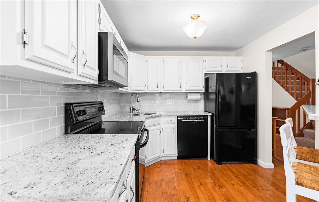 515 Ridgefield Circle, Unit C Clinton, MA 01510 - Photo 2 of 23 Gallery Image 2