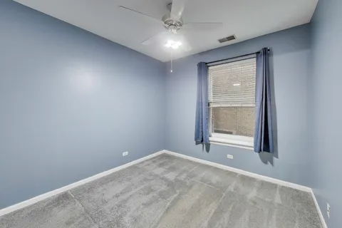 $249,900 | 1636 West Melrose Street, Unit 203, Chicago, IL 60657