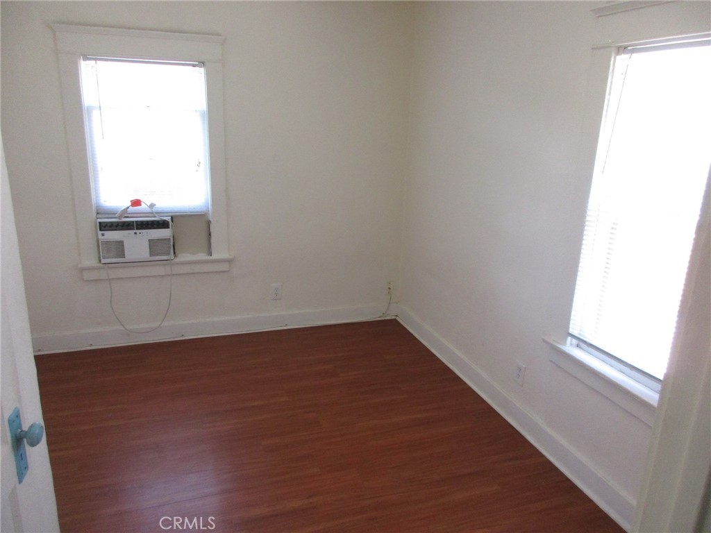 3076 Lemon Street Riverside, CA 92501 - Photo 16 of 28 3078 - BEDROOM