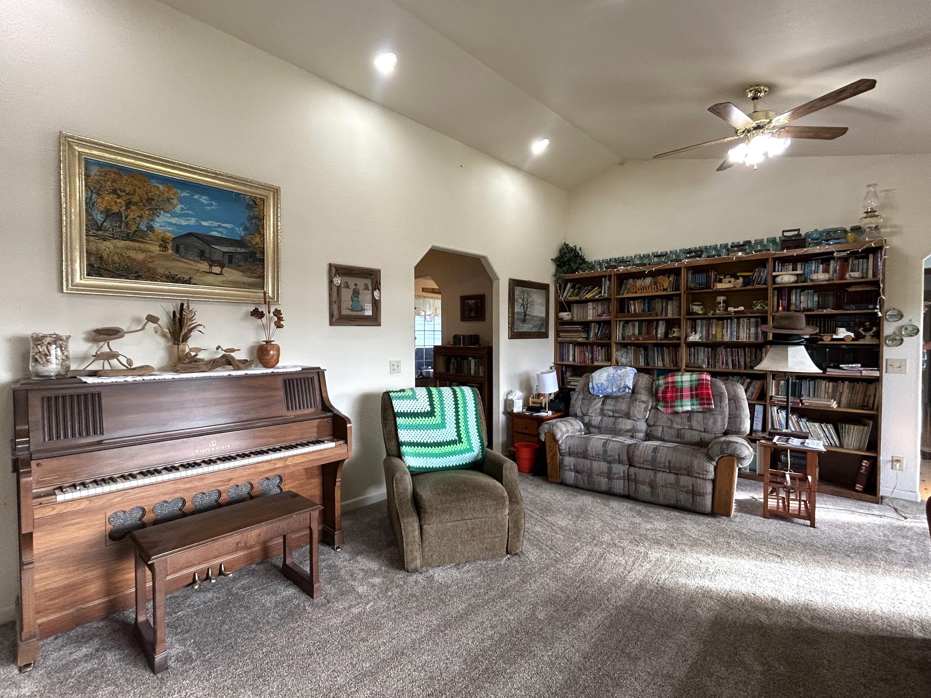 620 Dick George Road Cave Junction, OR 97523 - Photo 17 of 123 59. Living room