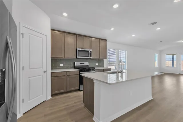 $2,300 | 5028 Hazelnut Lane, Del Valle, TX 78617