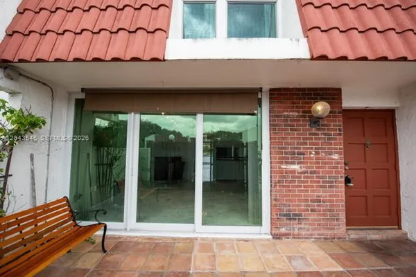 $438,500 | 13949 Southwest 84th Street, Unit 801, Miami, FL 33143