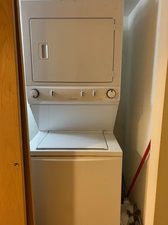 $3,295 | 1740 West Huron Street, Unit 3F, Chicago, IL 60622