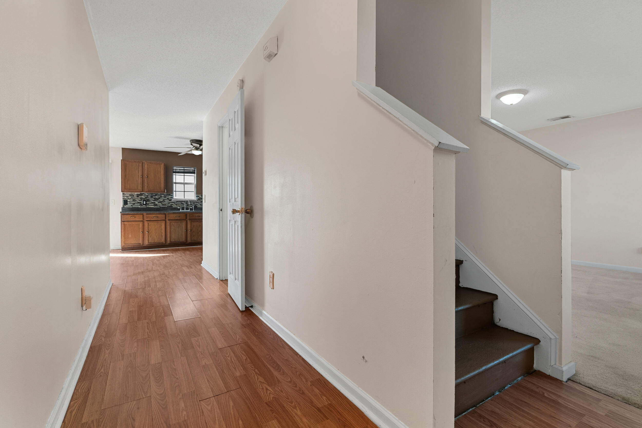 245 Fox Grove Circle Columbia, SC 29229 - Photo 4 of 32 4_dsc02895