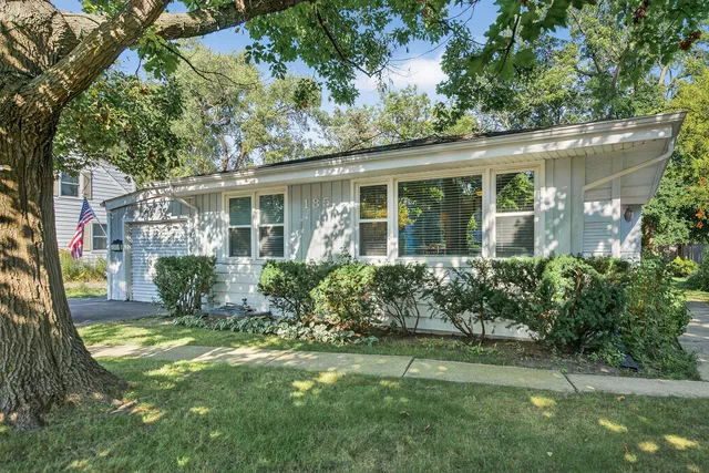 $539,000 | 185 North Happ Road, Northfield, IL 60093