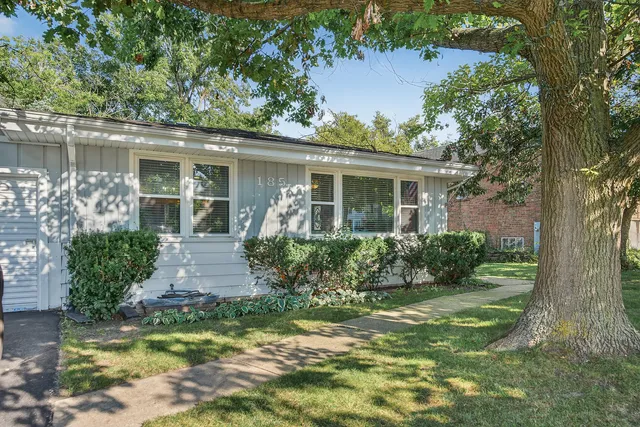 $539,000 | 185 North Happ Road, Northfield, IL 60093