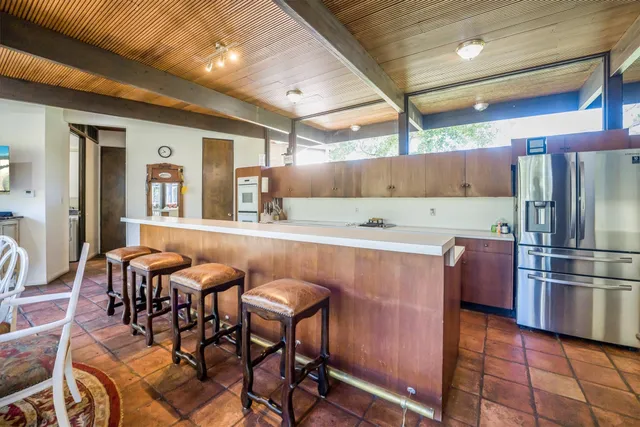 $775,000 | 146 Billandrea Lane, Conroe, TX 77304