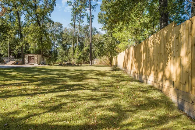 $775,000 | 146 Billandrea Lane, Conroe, TX 77304