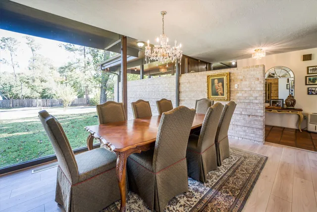 $775,000 | 146 Billandrea Lane, Conroe, TX 77304