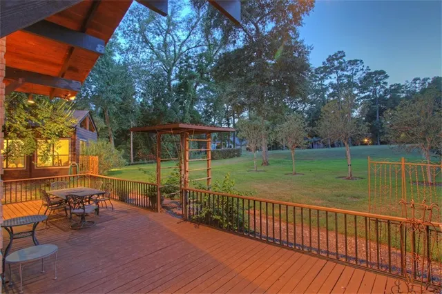 $775,000 | 146 Billandrea Lane, Conroe, TX 77304