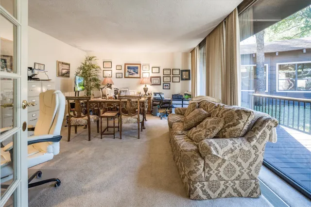 $775,000 | 146 Billandrea Lane, Conroe, TX 77304