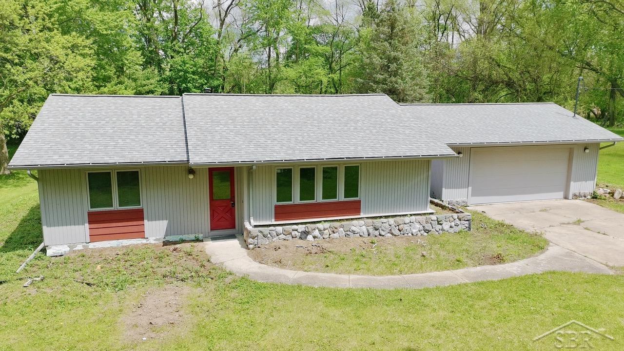 3087 East Gordonville Road Midland, MI 48640 - Photo 3 of 20