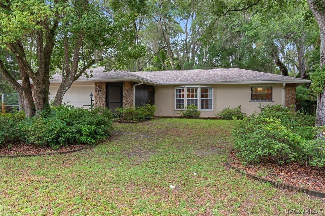 5931 North Brookgreen Drive Crystal River, FL 34428 - Photo 2 of 44