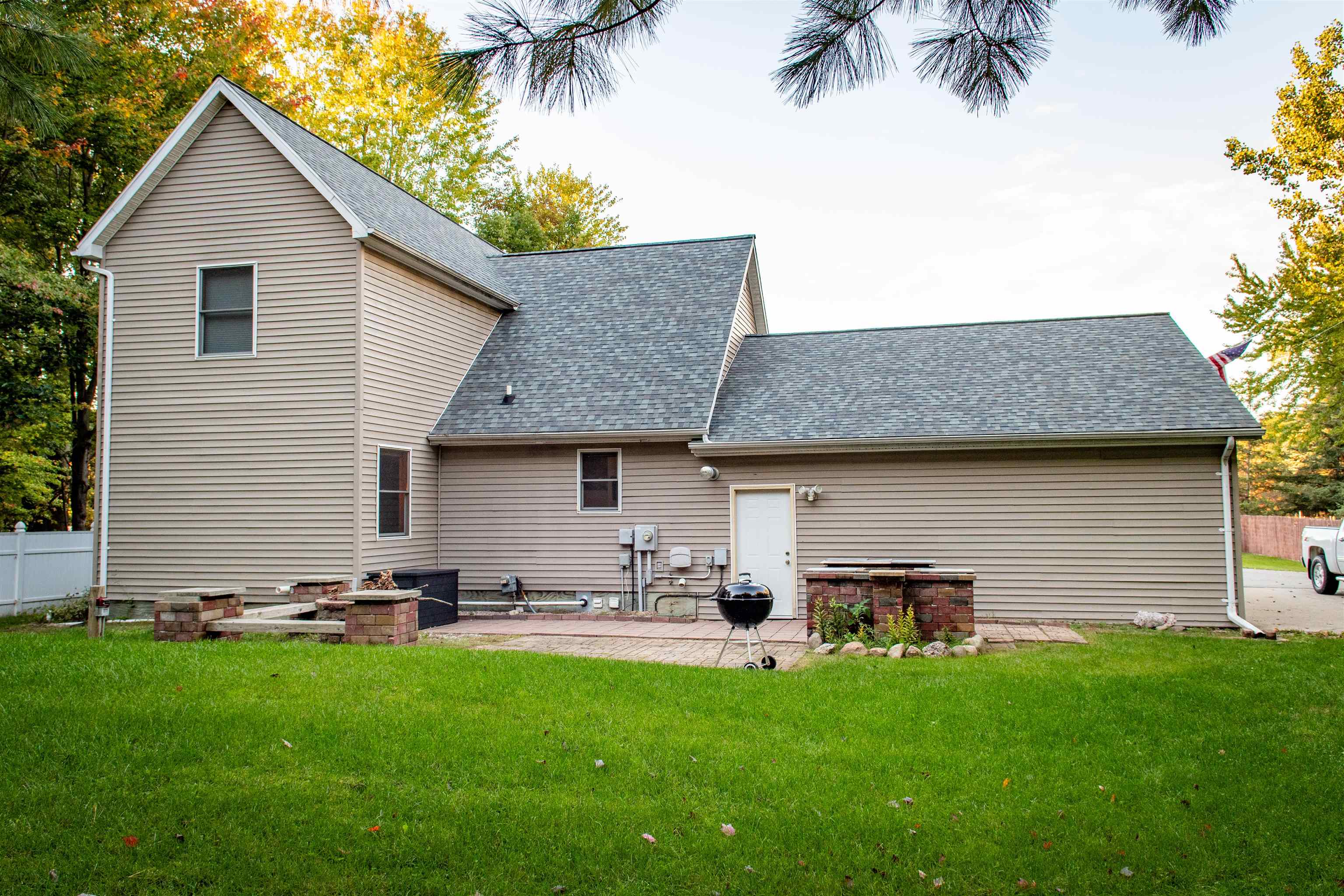 11968 East Pickard Road Mount Pleasant, MI 48858 - Photo 7 of 41 Gallery Image 7