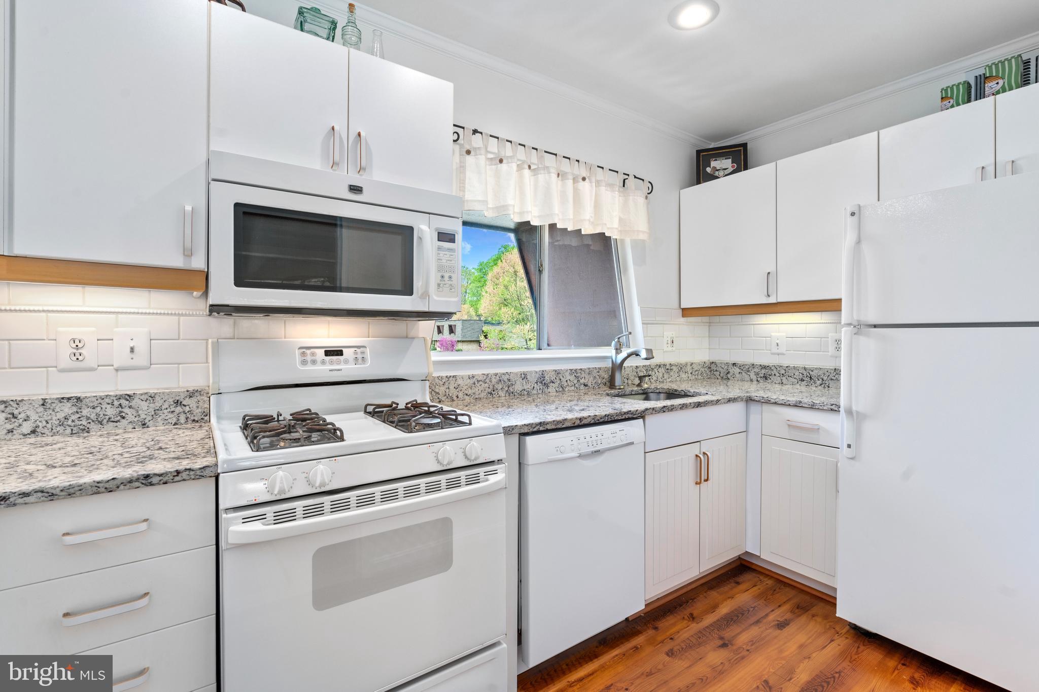 11601 Vantage Hill Road, Unit 21B Reston, VA 20190 - Photo 11 of 20