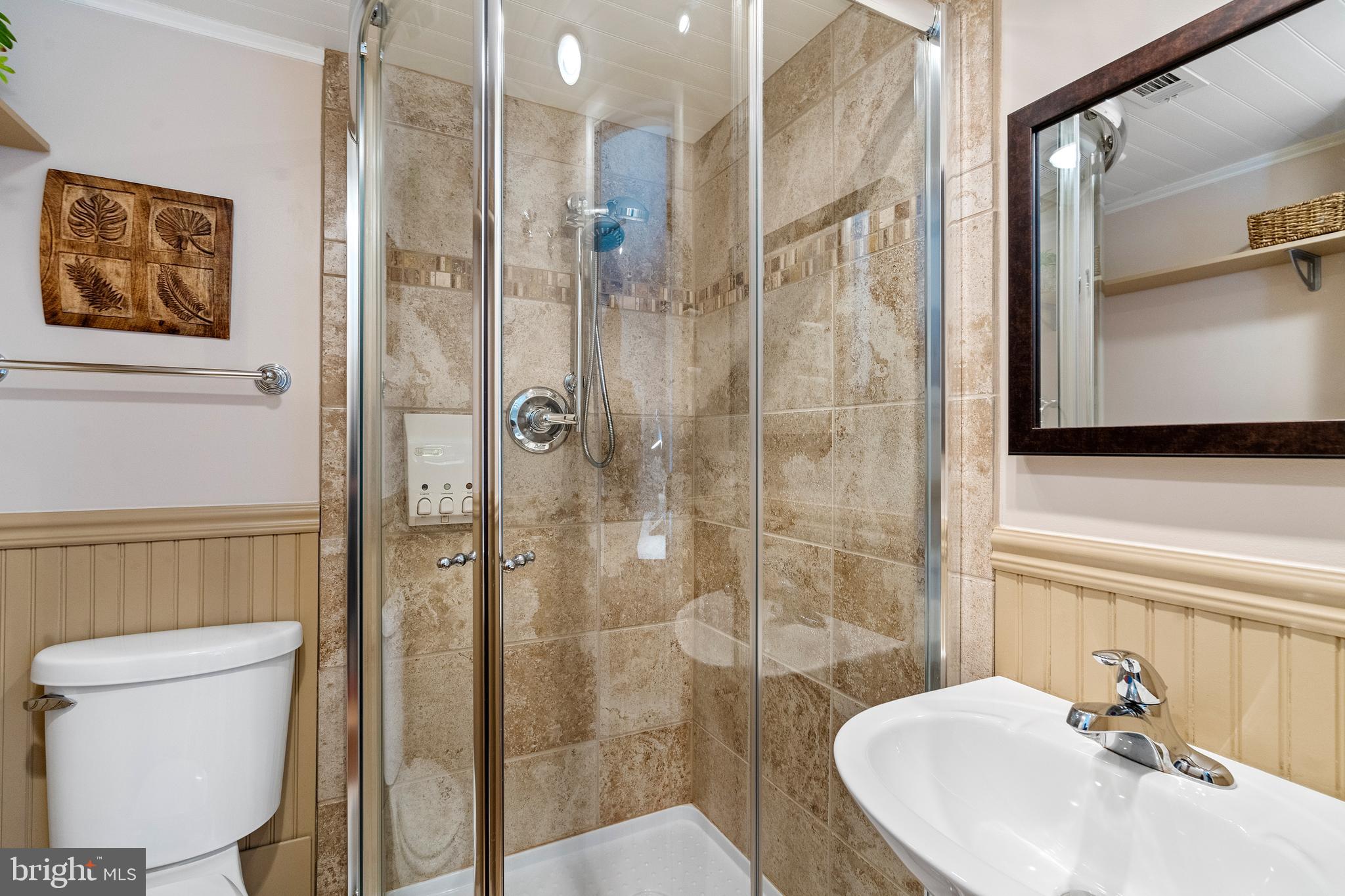 11601 Vantage Hill Road, Unit 21B Reston, VA 20190 - Photo 19 of 20