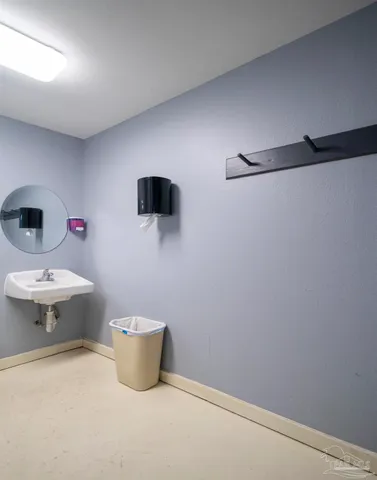 $124,500 | 5001 Grande Drive, Unit 1422, Pensacola, FL 32504