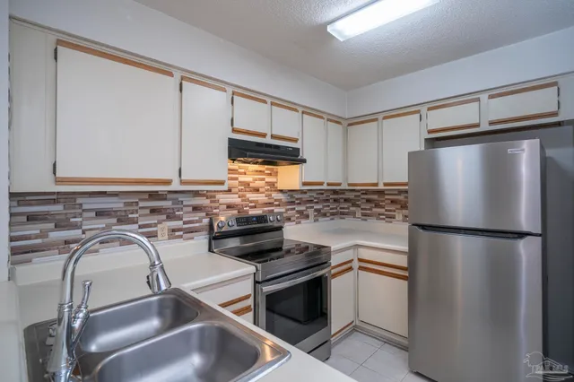 $124,500 | 5001 Grande Drive, Unit 1422, Pensacola, FL 32504