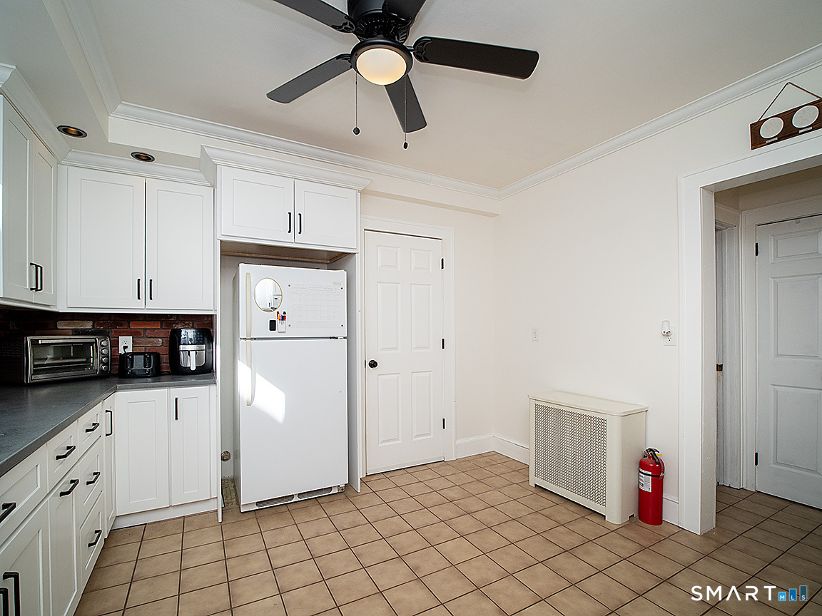 30 Coram Street Hamden, CT 06517 - Photo 13 of 38