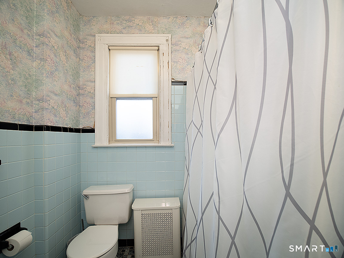 30 Coram Street Hamden, CT 06517 - Photo 20 of 38