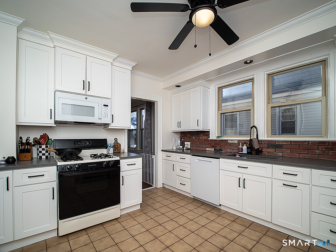 30 Coram Street Hamden, CT 06517 - Photo 33 of 38