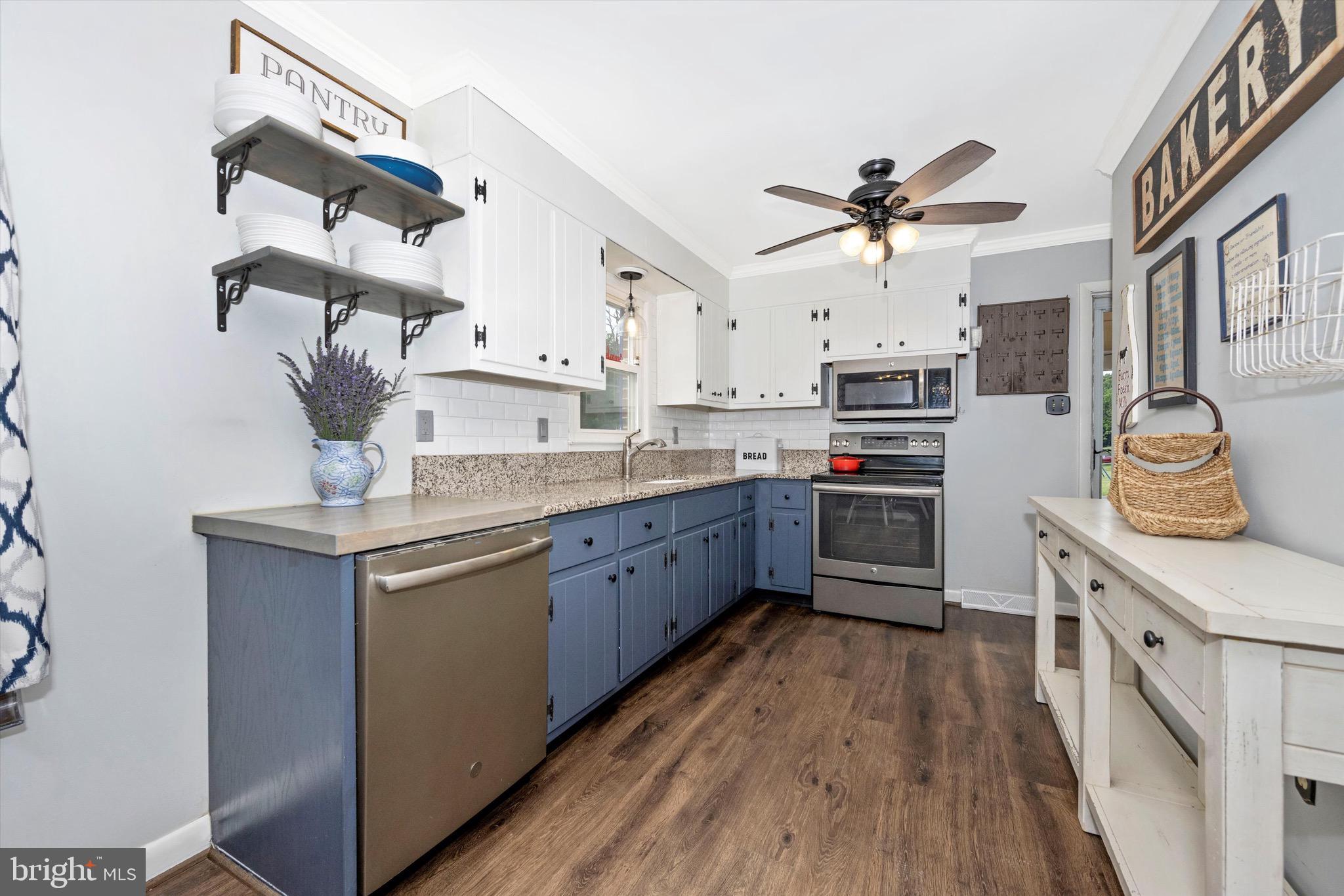 4521 Locust Grove Road Rohrersville, MD 21779 - Photo 13 of 50