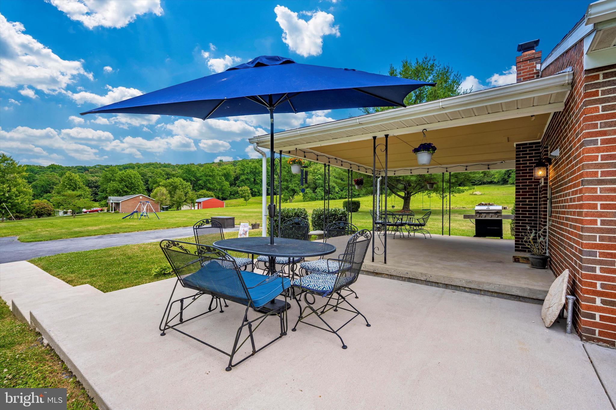 4521 Locust Grove Road Rohrersville, MD 21779 - Photo 3 of 50 Patio