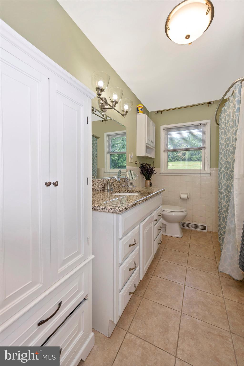 4521 Locust Grove Road Rohrersville, MD 21779 - Photo 22 of 50 Full bath