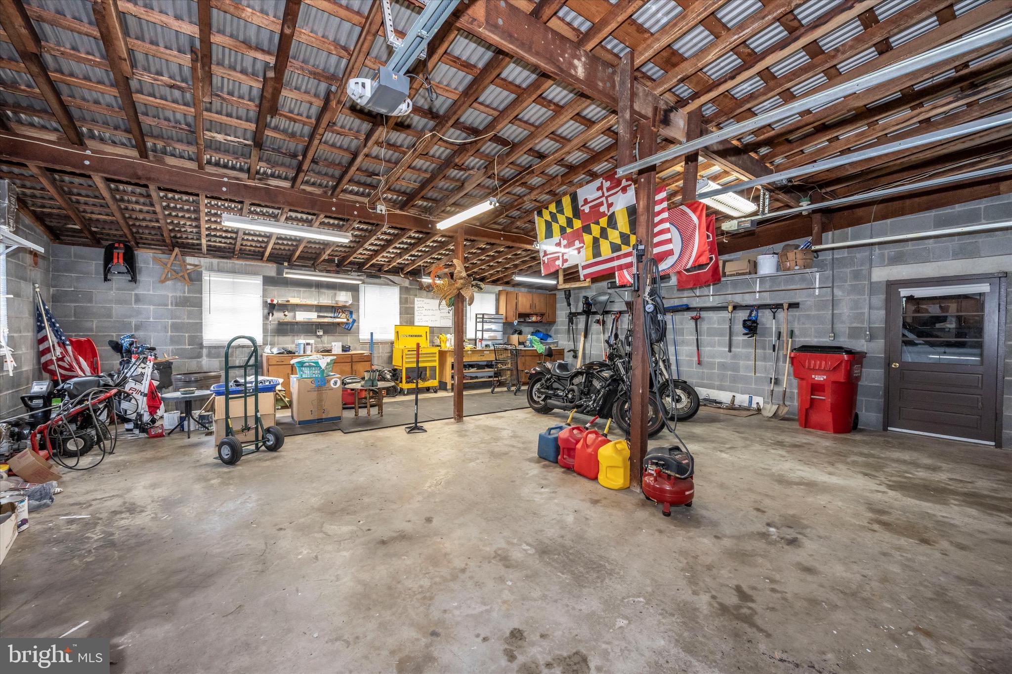 4521 Locust Grove Road Rohrersville, MD 21779 - Photo 44 of 50 Garage 1 & 2