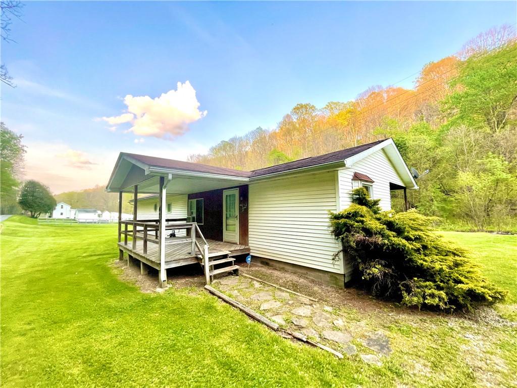 474 Iron Rock Road Waynesburg, PA 15370 - Photo 2 of 2