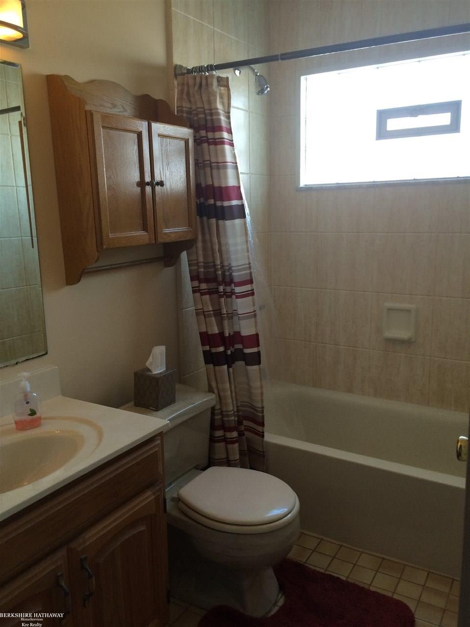 11074 Jim Place Warren, MI 48089 - Photo 8 of 14