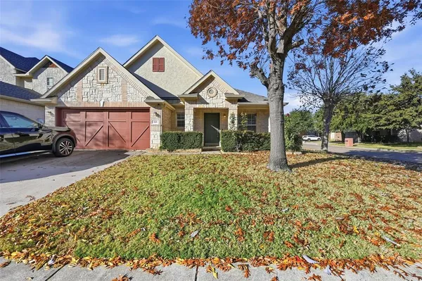 $425,000 | 309 Moonlight Drive, Euless, TX 76039