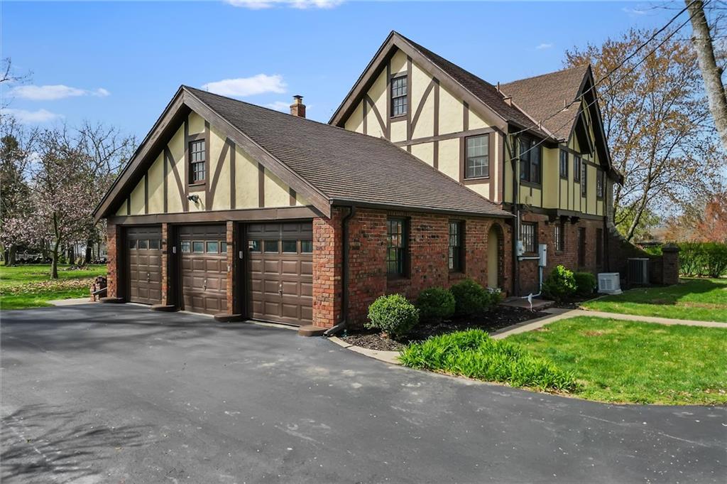 8 Orchard Place Excelsior Springs, MO 64024 - Photo 11 of 87