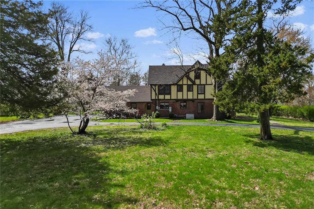 8 Orchard Place Excelsior Springs, MO 64024 - Photo 13 of 87