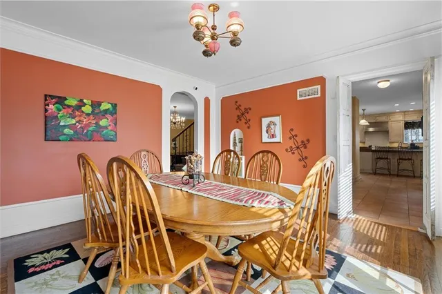 $857,500 | 8 Orchard Place, Excelsior Springs, MO 64024