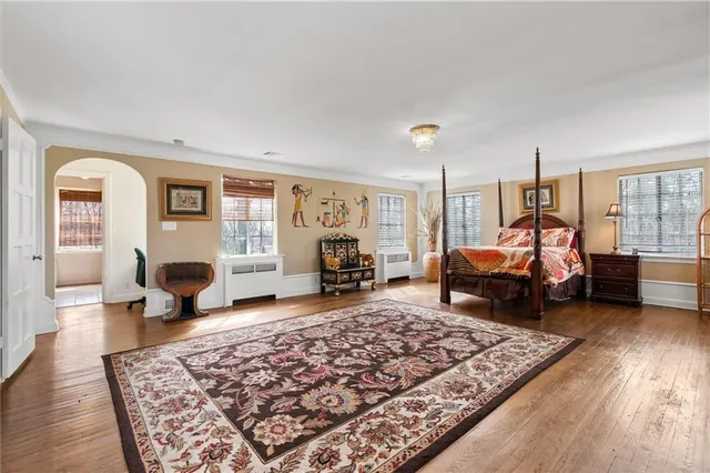 $857,500 | 8 Orchard Place, Excelsior Springs, MO 64024