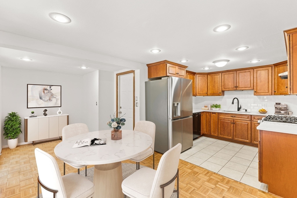 822 Regan Road Somerset, MA 02726 - Photo 4 of 16