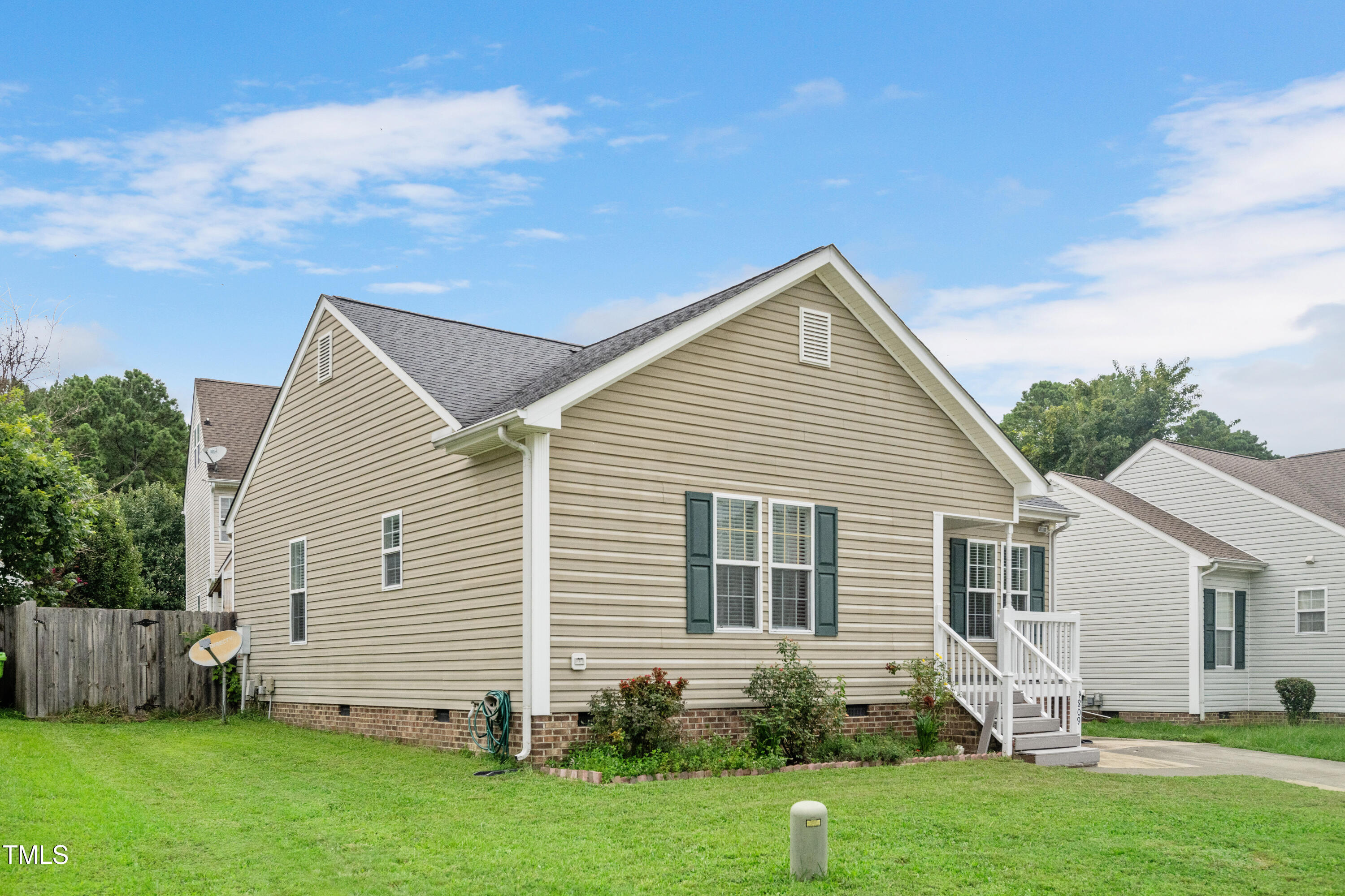 4809 Hallam Way Raleigh, NC 27616 - Photo 2 of 30 a front view of house with yard and green space