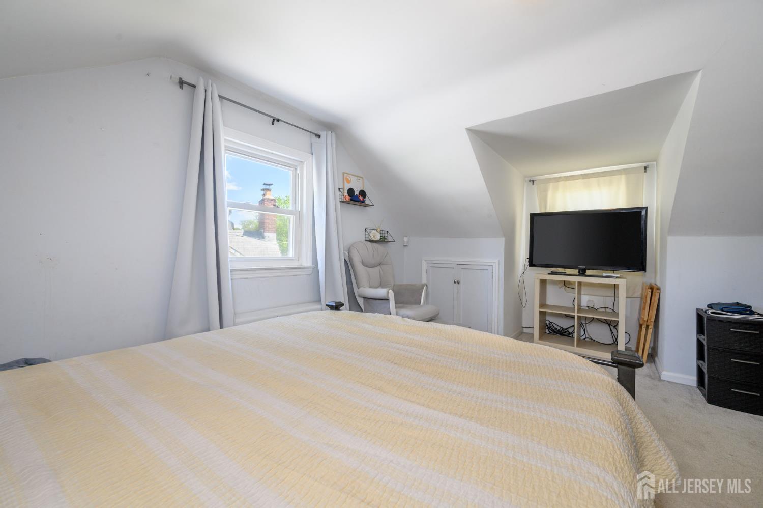 49 Colonial Drive Clark, NJ 07066 - Photo 18 of 31