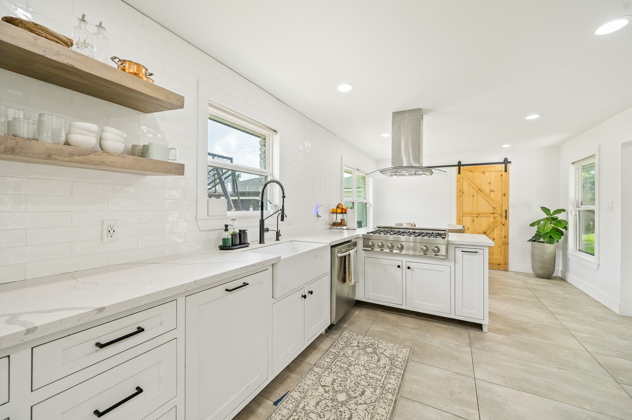 2102 Teague Road Houston, TX 77080 - Photo 15 of 42