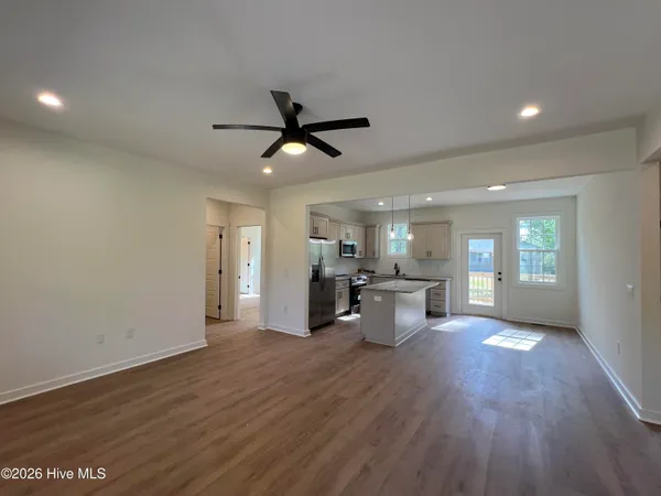 $2,000 | 401 James Street, Vass, NC 28394