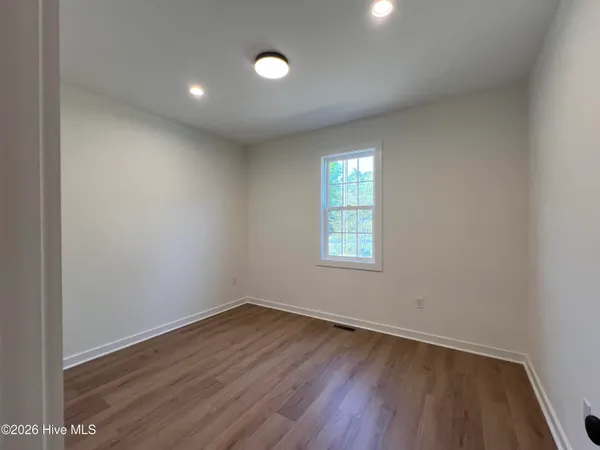 $2,000 | 401 James Street, Vass, NC 28394