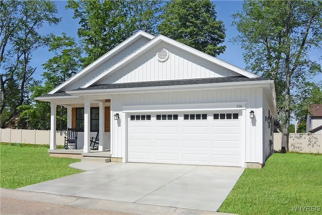 $464,900 | 112 Birch Creek, Alden, NY 14004