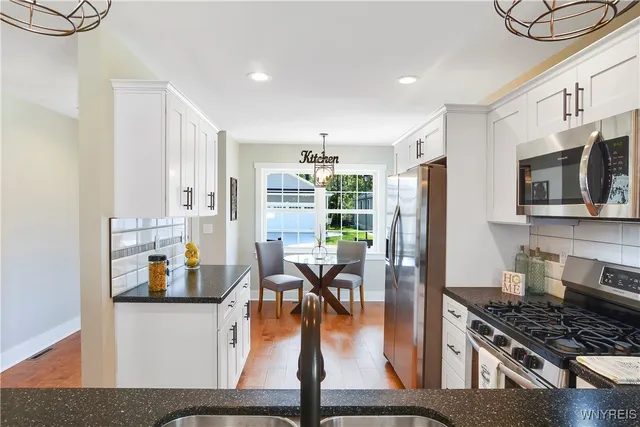 $464,900 | 112 Birch Creek, Alden, NY 14004