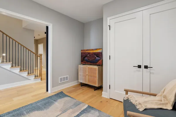 $3,150,000 | 4467 Lafayette Lane, Spring Park, MN 55384