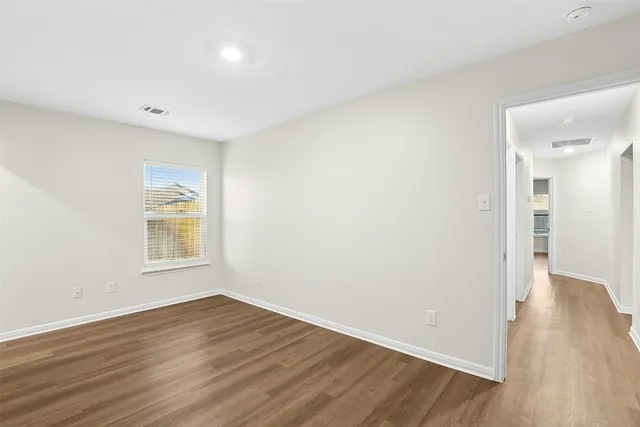 $1,825 | 16416 Farmhouse Lane, Elgin, TX 78621